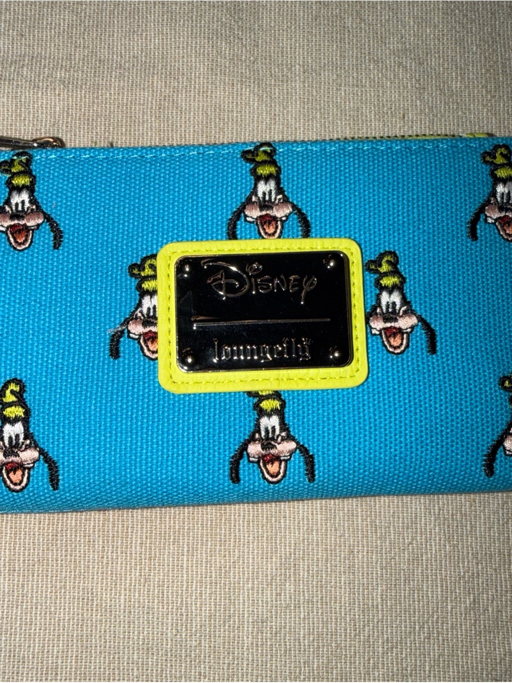 Disney Bright Blue Goofy Canvas Lounge Fly Wallet with Yellow